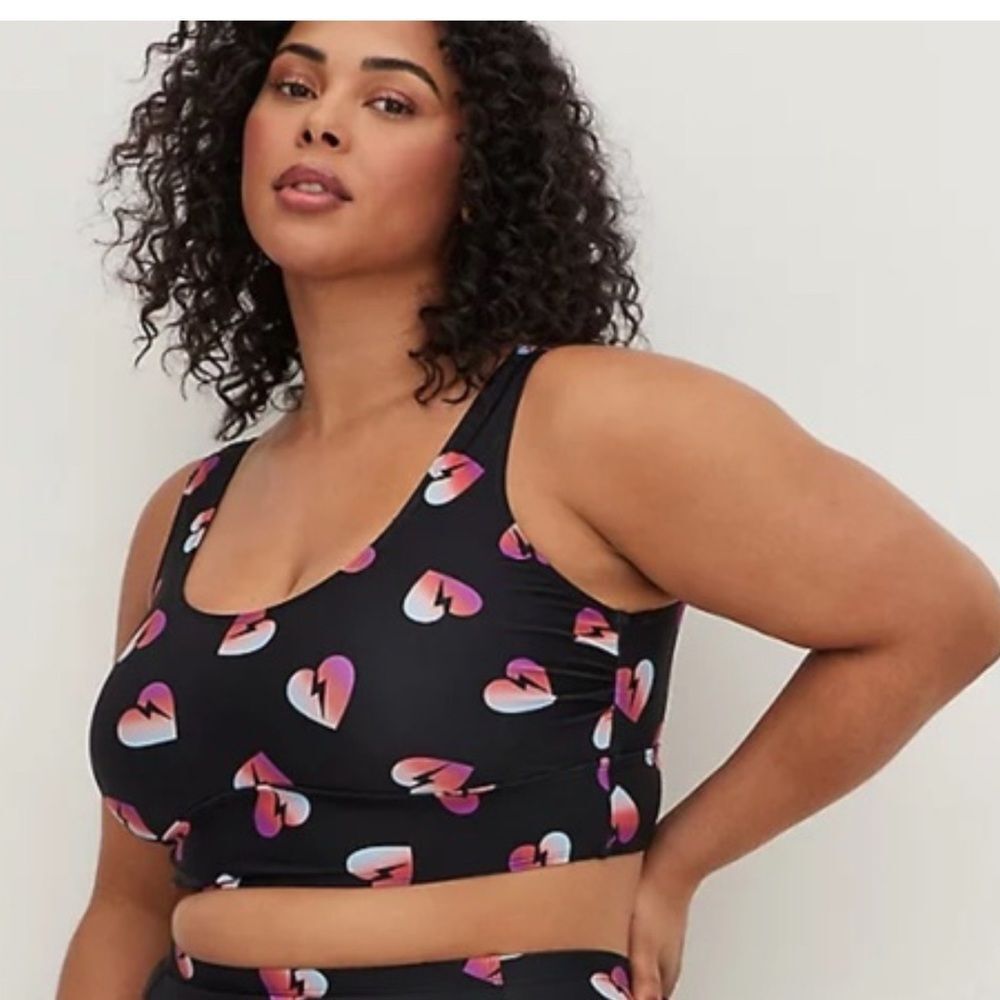 Fabulous Torrid Black and Pink Heart Bikini (1) 14/16. Daughters Closet, worn 1x